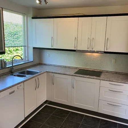 House With Good Lokation Near Forrest And Feriehus *